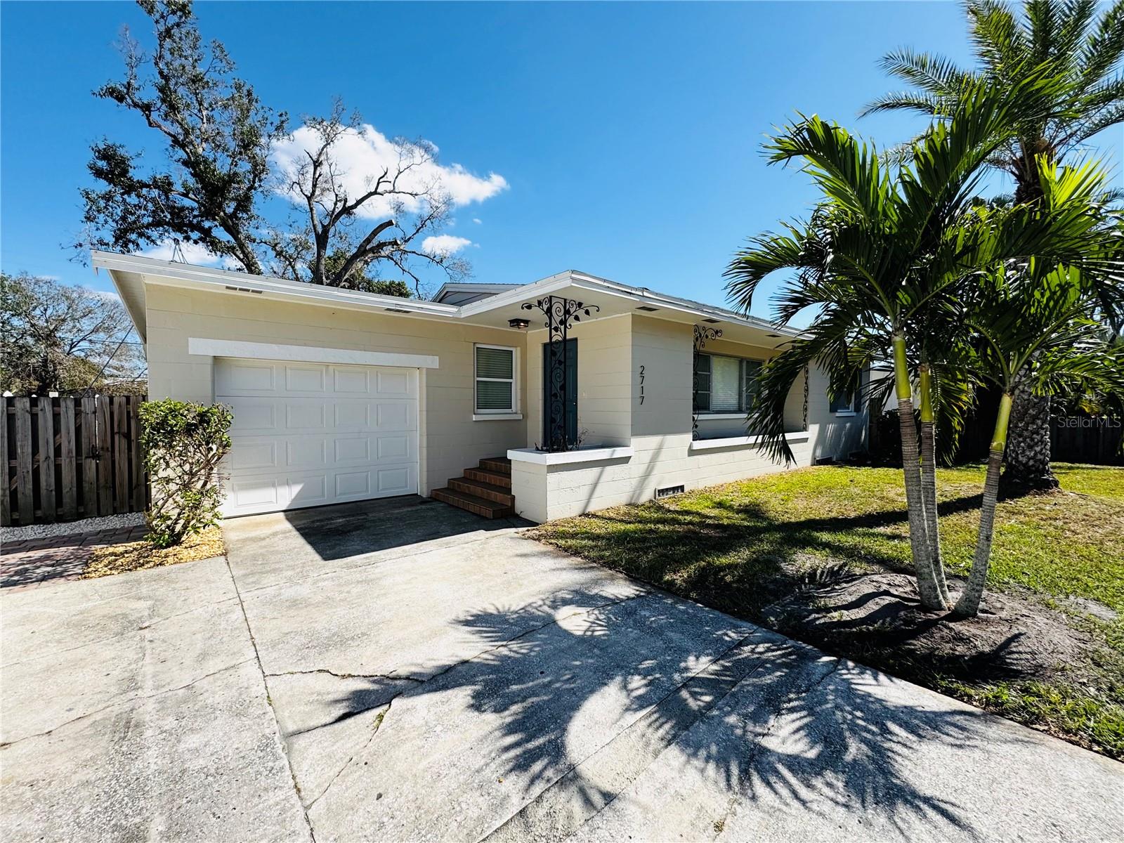 2717 GROVE PL, SARASOTA, FL, 34239