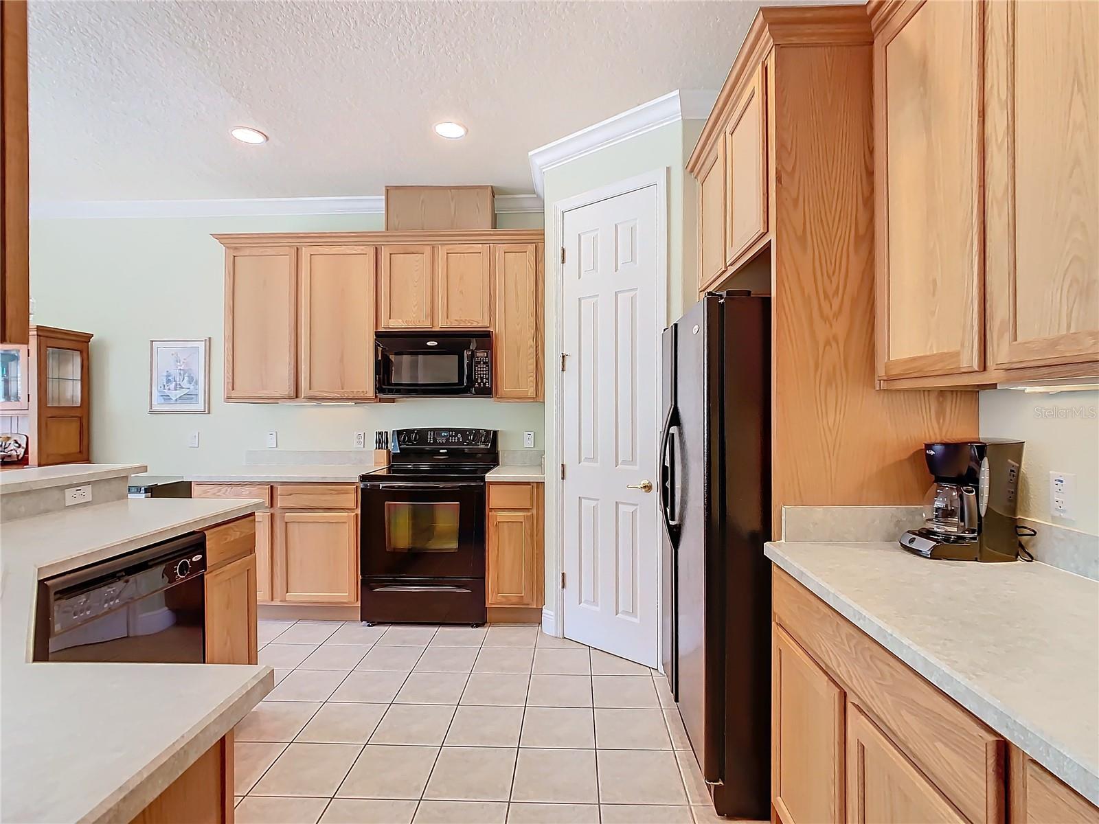 400 INDIAN WELLS AVE, POINCIANA, FL, 34759