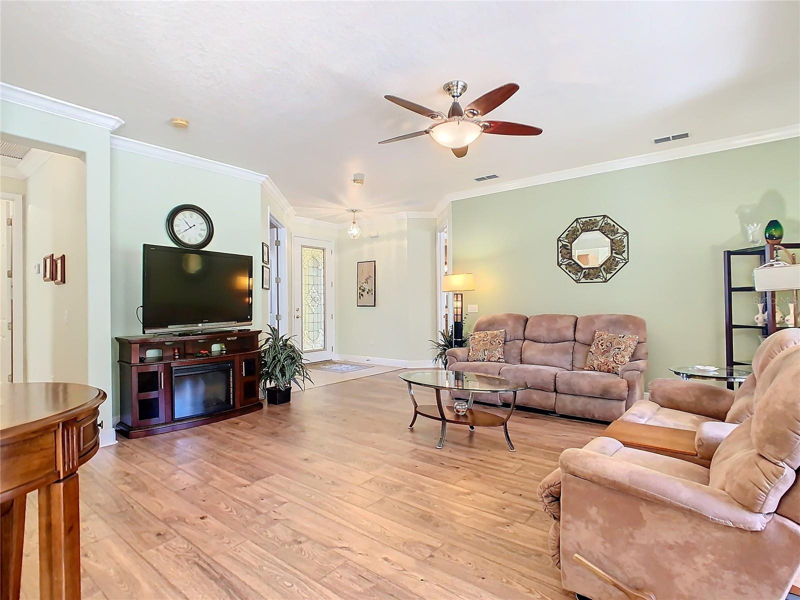 400 INDIAN WELLS AVE, POINCIANA, FL, 34759