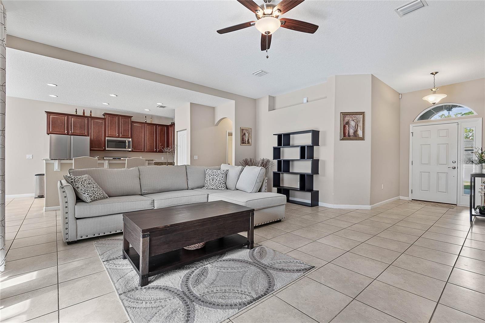 35 LINDSAY DR, PALM COAST, FL, 32137