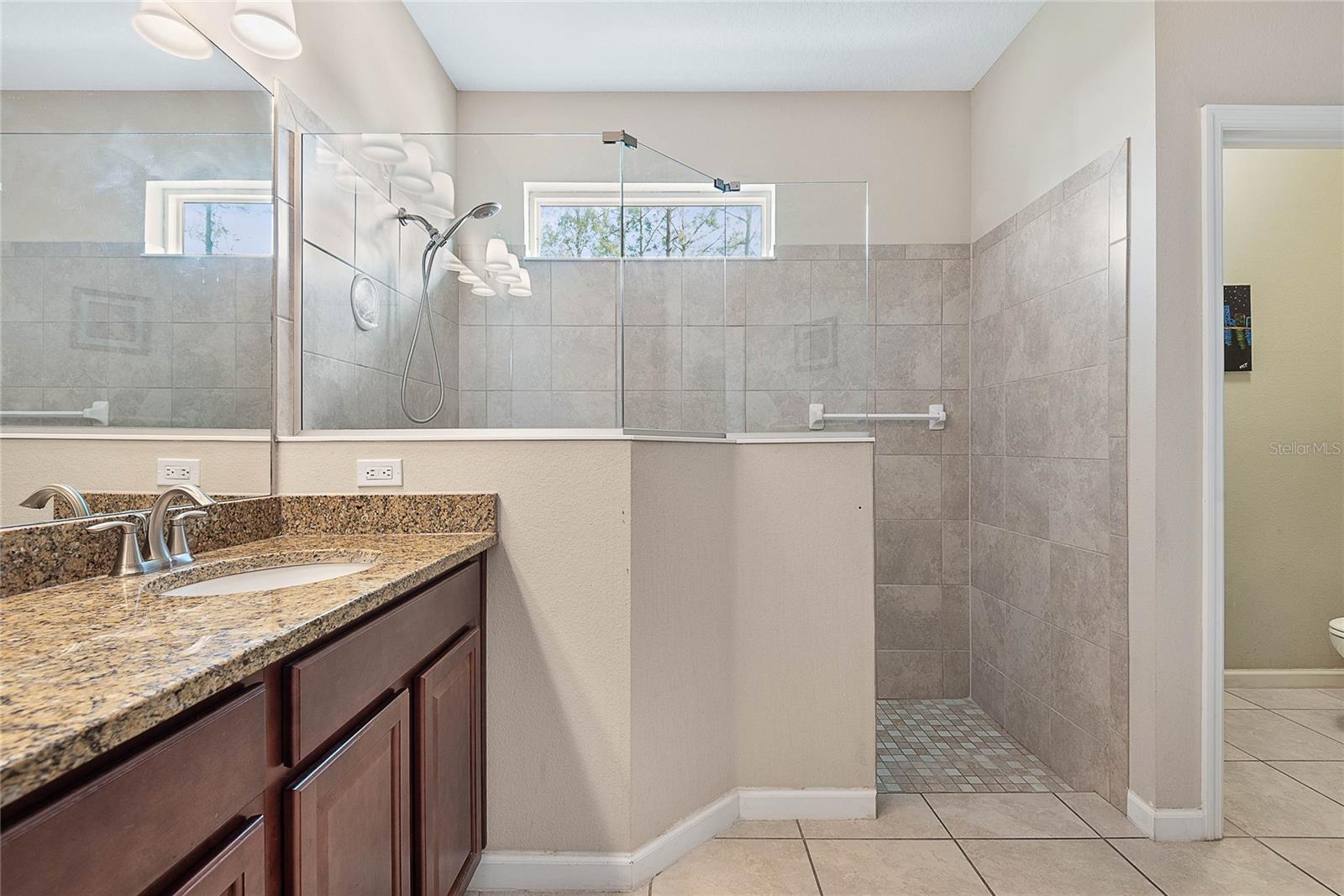 35 LINDSAY DR, PALM COAST, FL, 32137