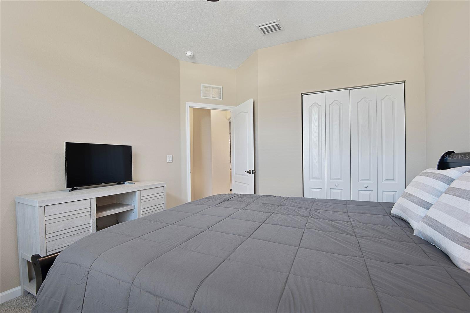 35 LINDSAY DR, PALM COAST, FL, 32137