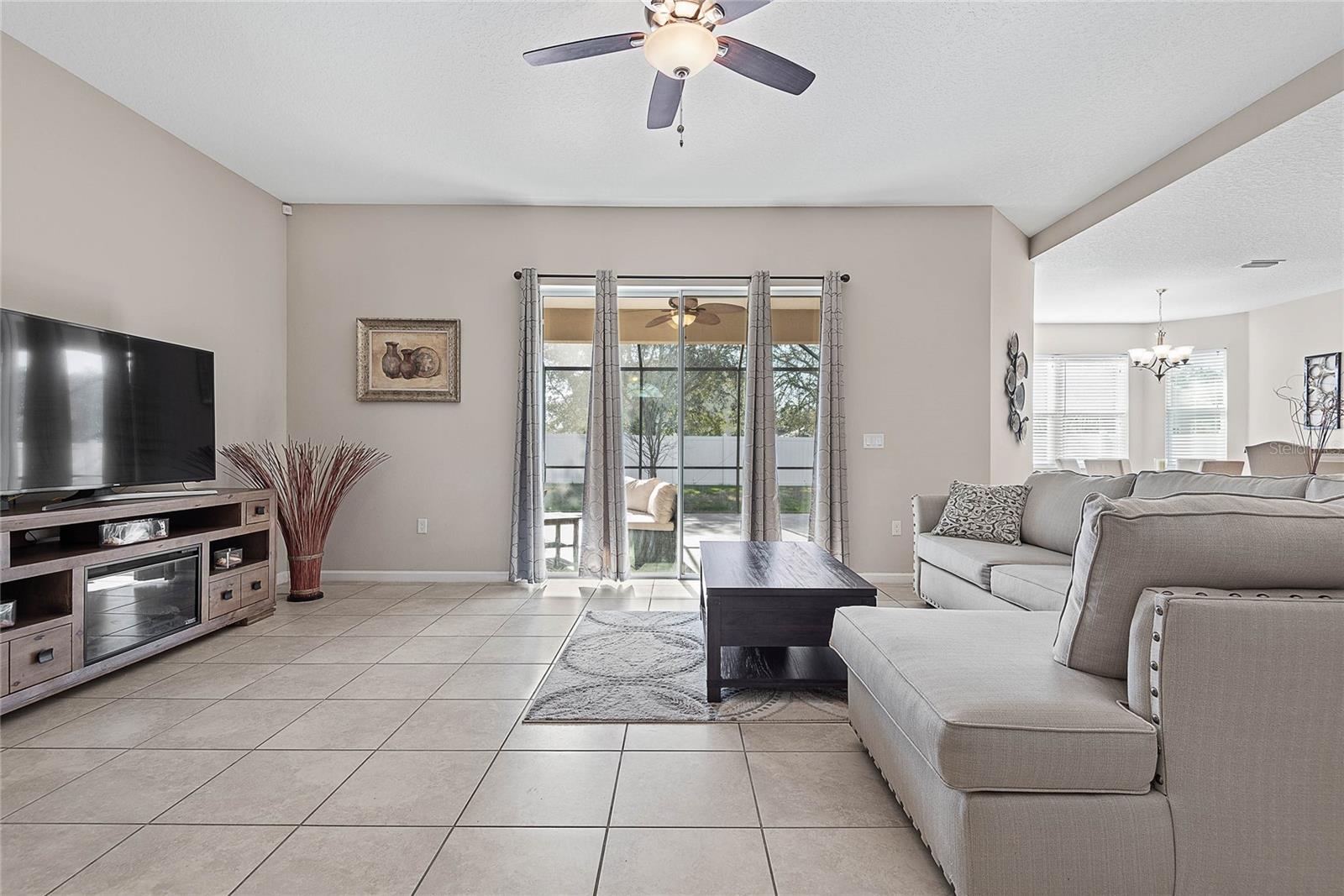 35 LINDSAY DR, PALM COAST, FL, 32137