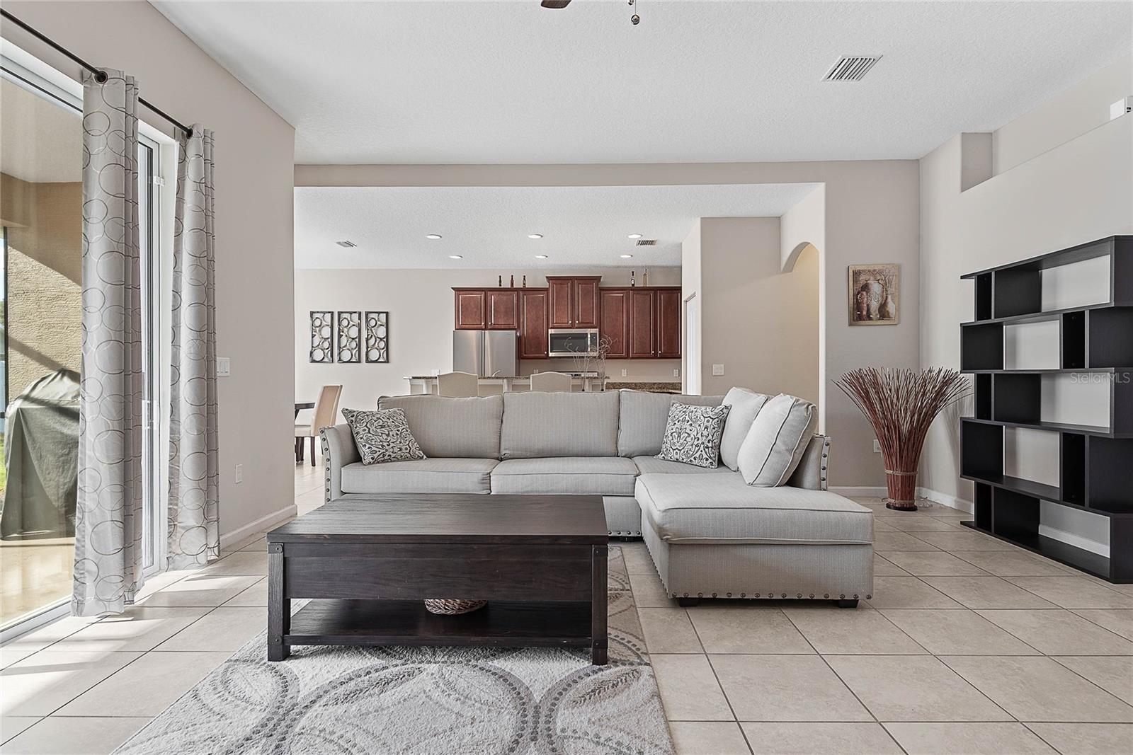 35 LINDSAY DR, PALM COAST, FL, 32137