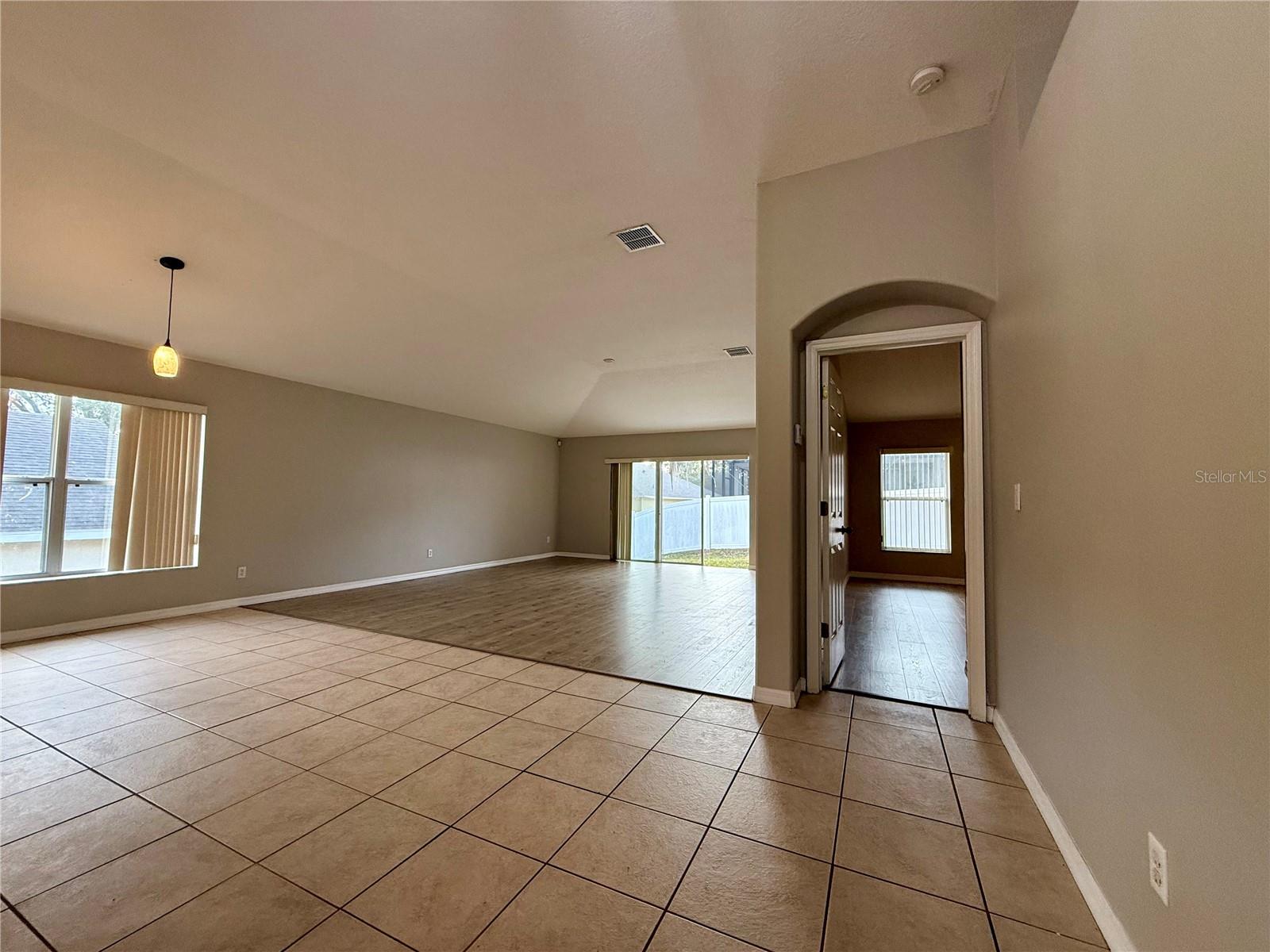 25141 IRONWEDGE DR, SORRENTO, FL, 32776