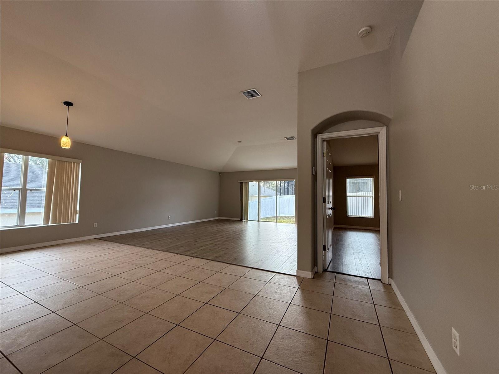 25141 IRONWEDGE DR, SORRENTO, FL, 32776