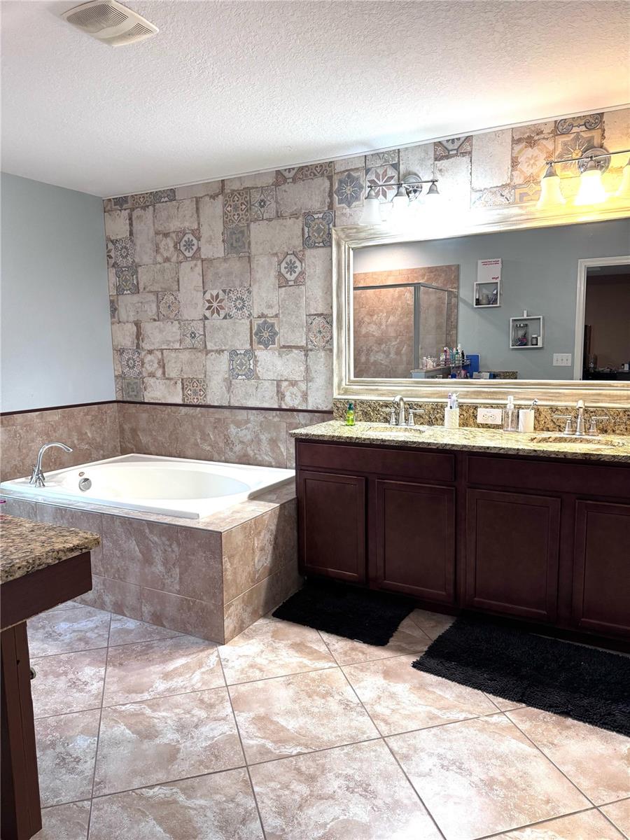 13856 CREST LAKE DR, HUDSON, FL, 34669