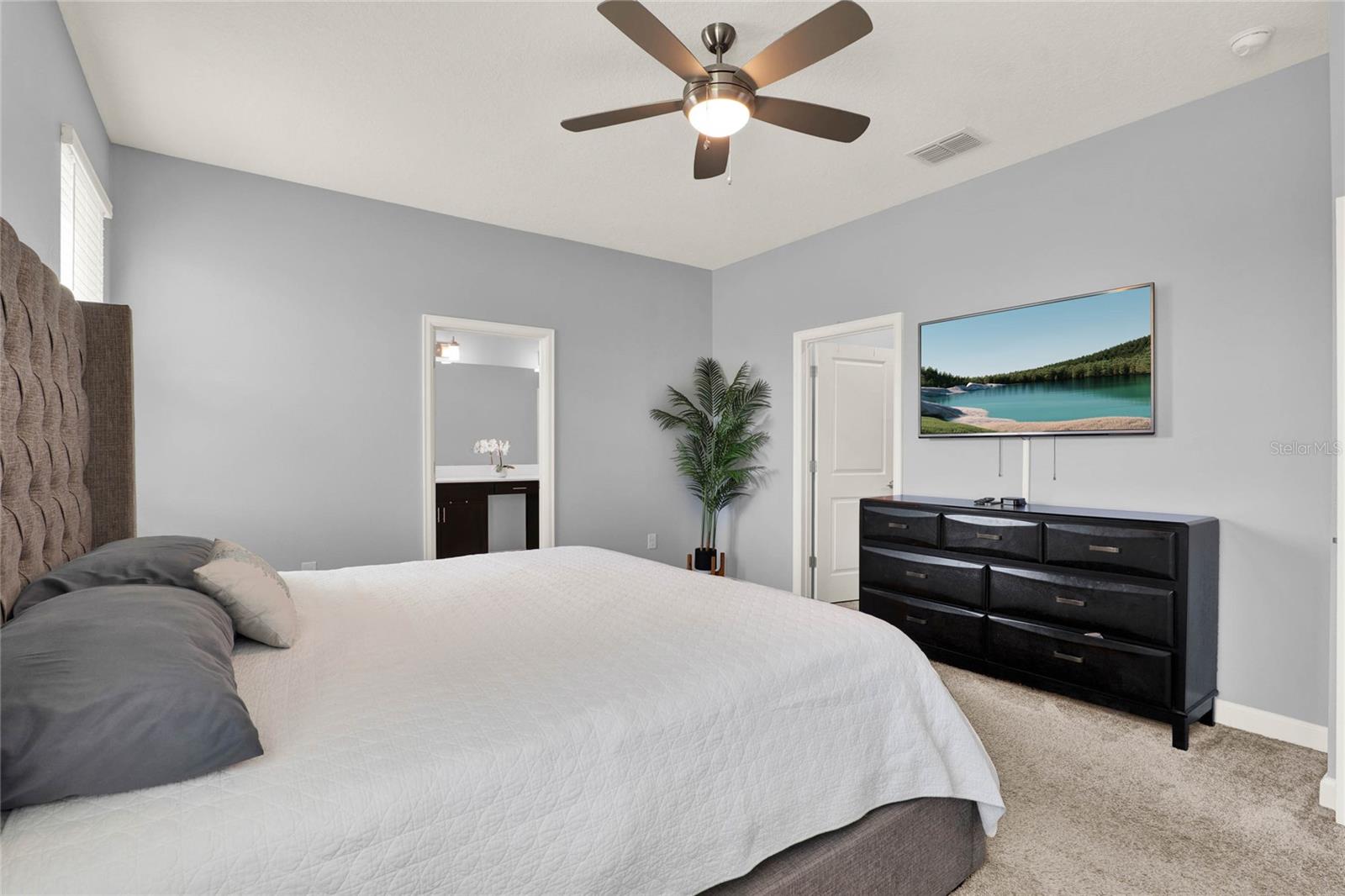 12136 GRAMMAR LN, ORLANDO, FL, 32832