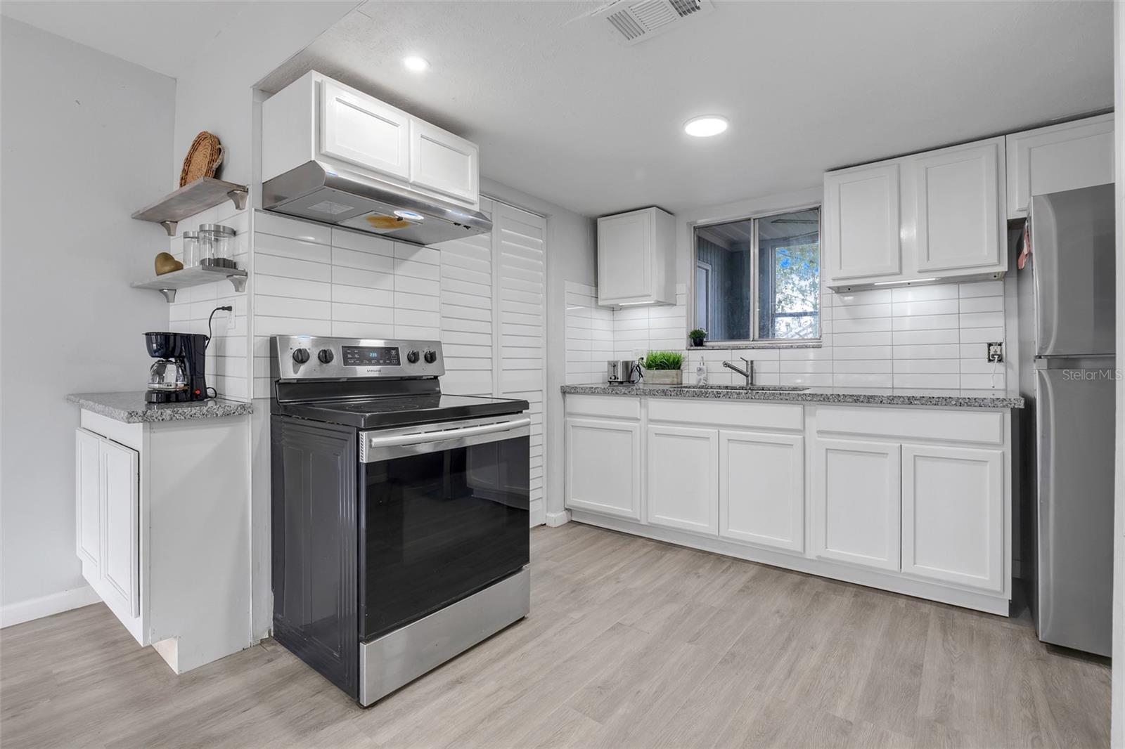 1838 WARRINGWOOD DR #B-3, ORLANDO, FL, 32839