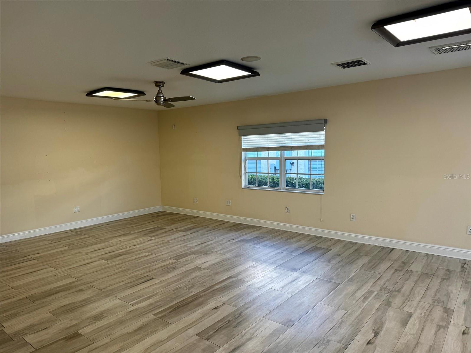 11309 COUNTRYWAY BLVD, TAMPA, FL, 33626