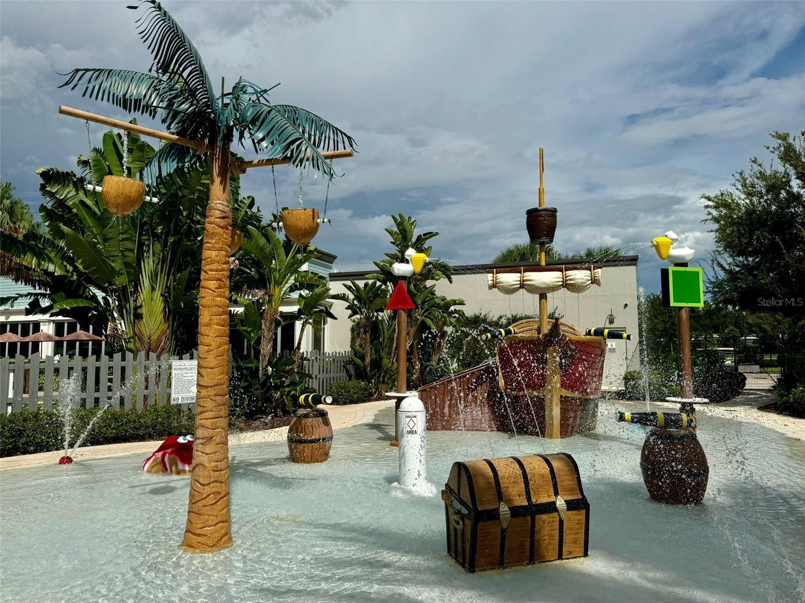 827 LONGBOAT DR, DAVENPORT, FL, 33896