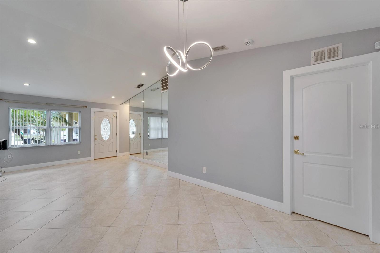 14112 FARMINGTON BLVD, TAMPA, FL, 33625