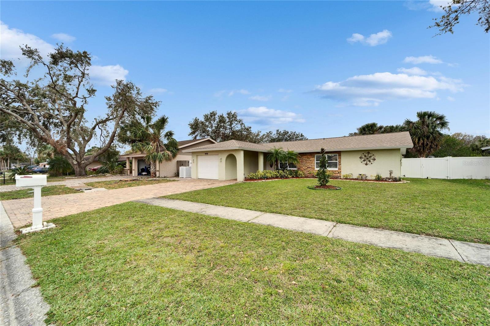 14112 FARMINGTON BLVD, TAMPA, FL, 33625