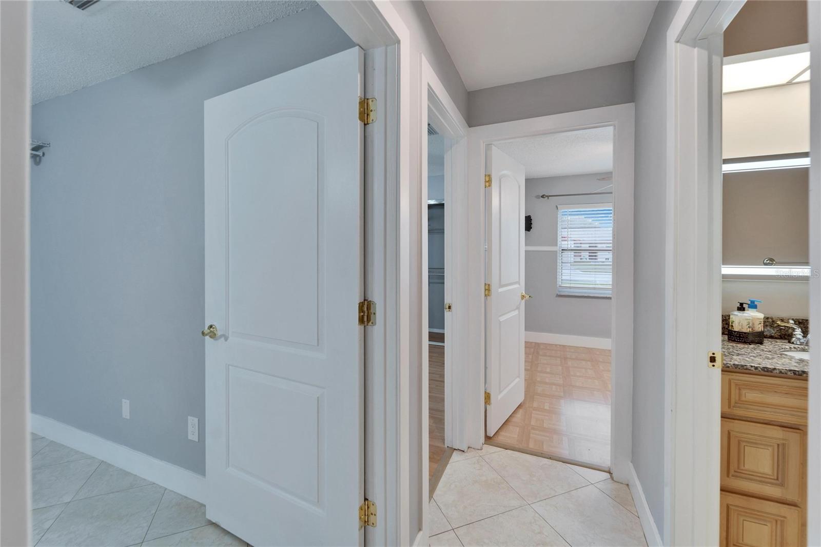 14112 FARMINGTON BLVD, TAMPA, FL, 33625