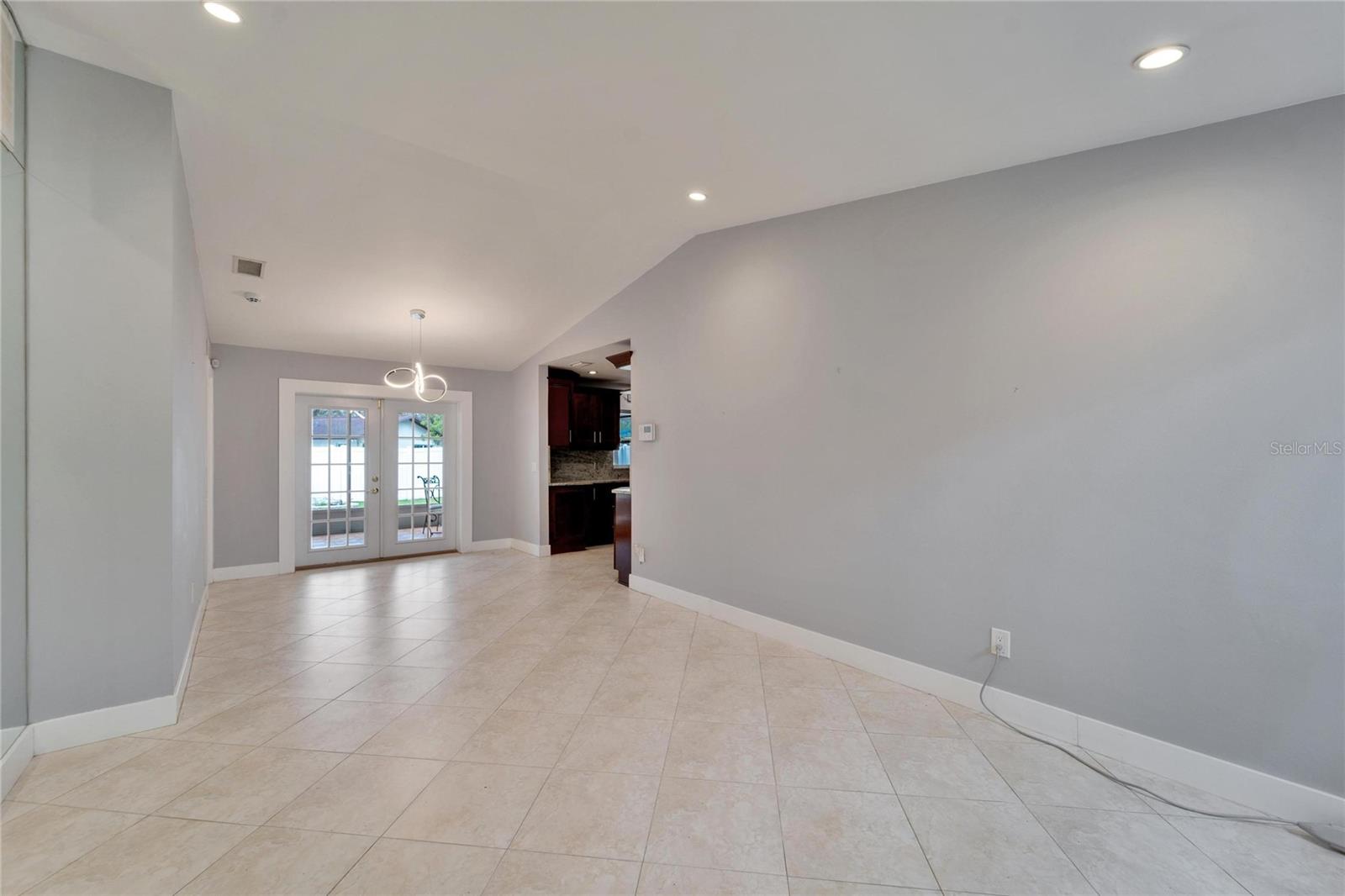 14112 FARMINGTON BLVD, TAMPA, FL, 33625