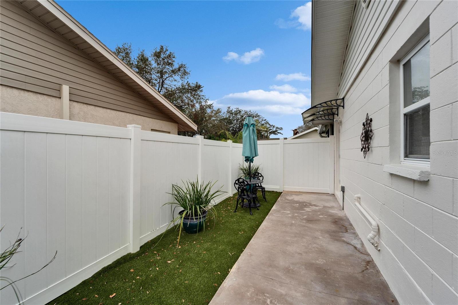 14112 FARMINGTON BLVD, TAMPA, FL, 33625