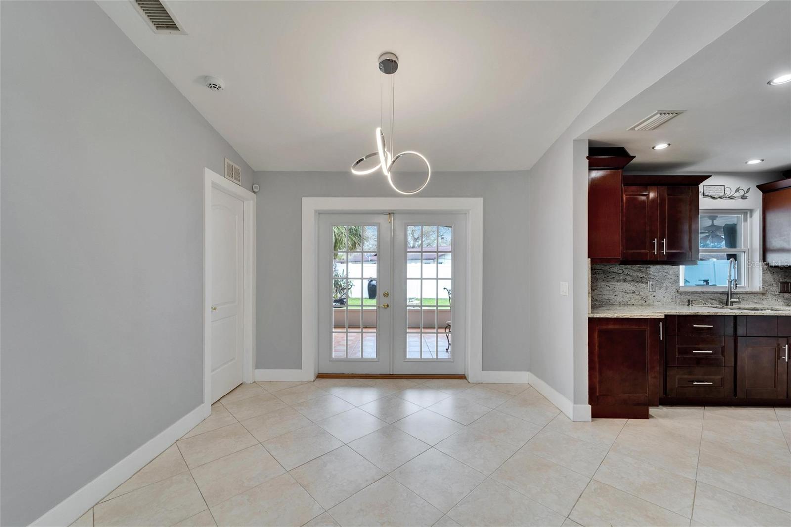 14112 FARMINGTON BLVD, TAMPA, FL, 33625