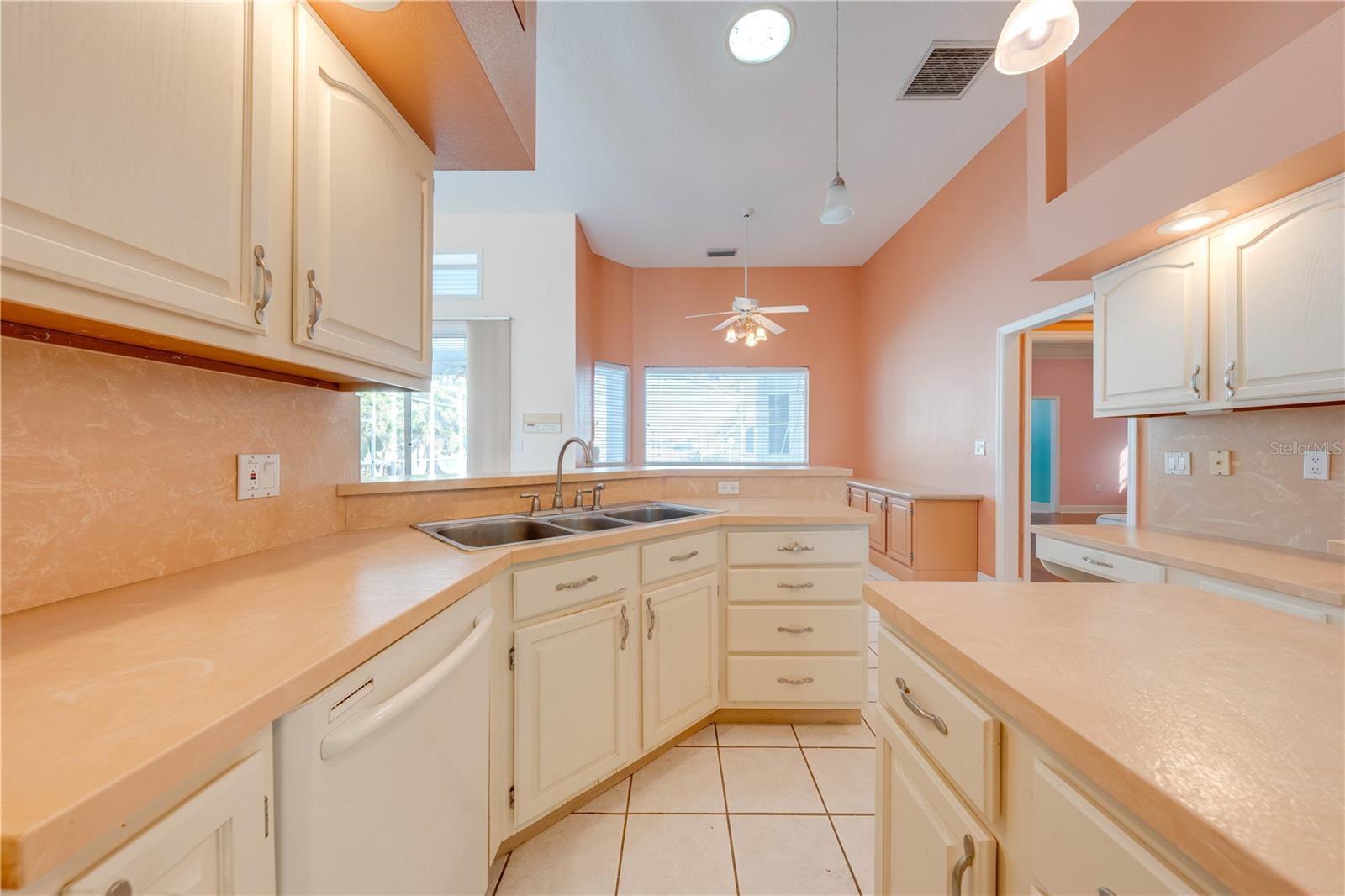 1625 LISA LN, KISSIMMEE, FL, 34744