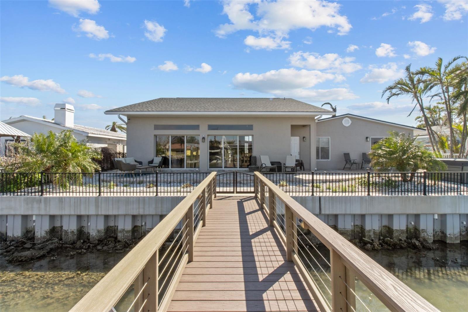 7945 1ST AVE S, ST PETERSBURG, FL, 33707