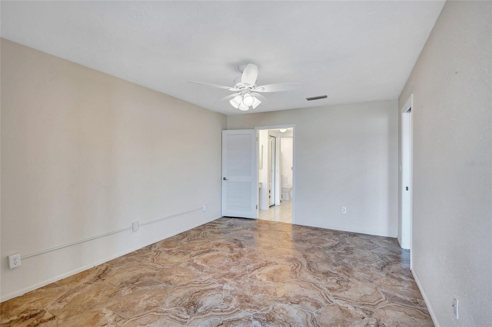 19029 US HIGHWAY 19 N #17A, CLEARWATER, FL, 33764