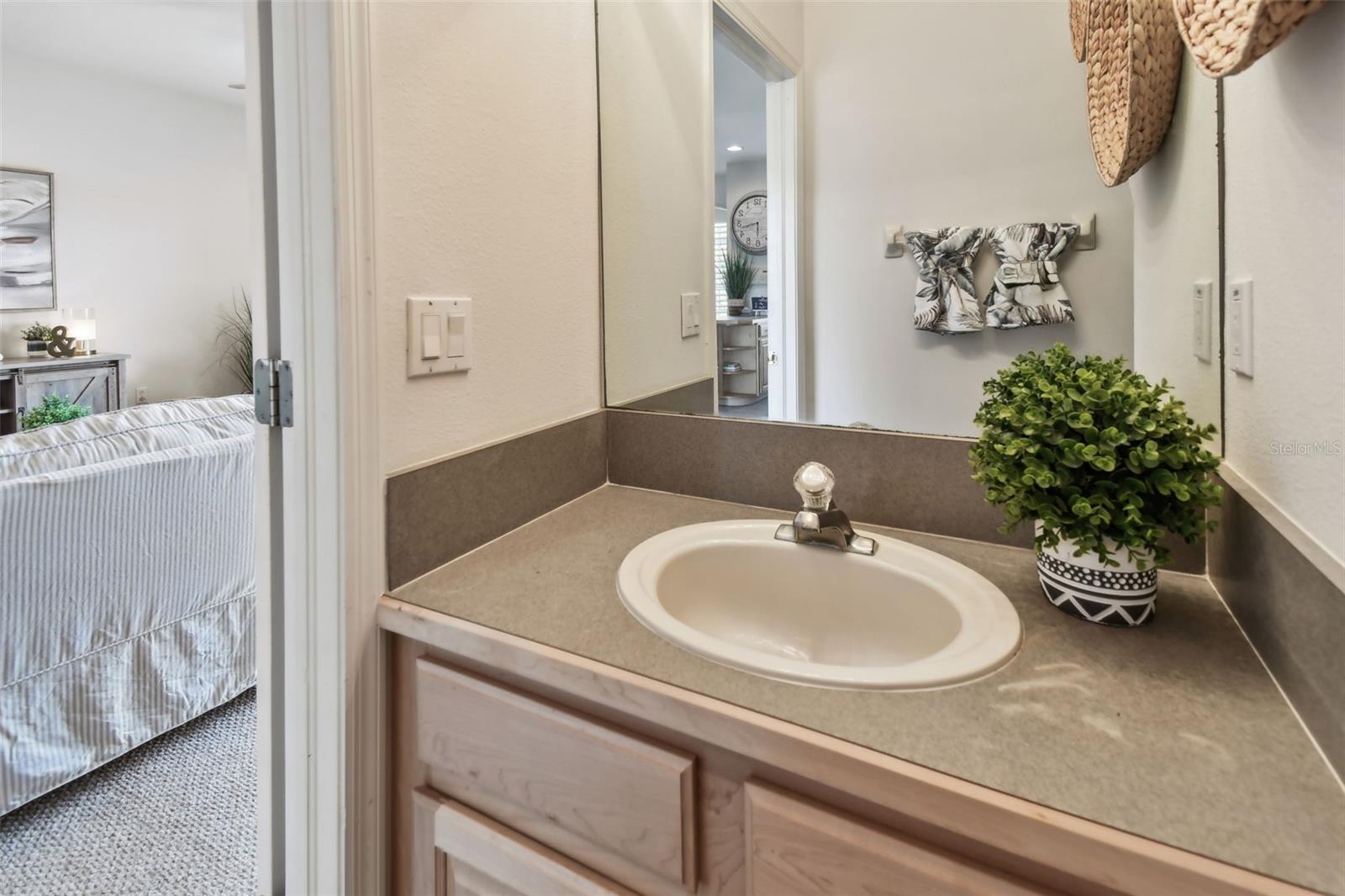31 ESTUARY TRL, CLEARWATER, FL, 33759