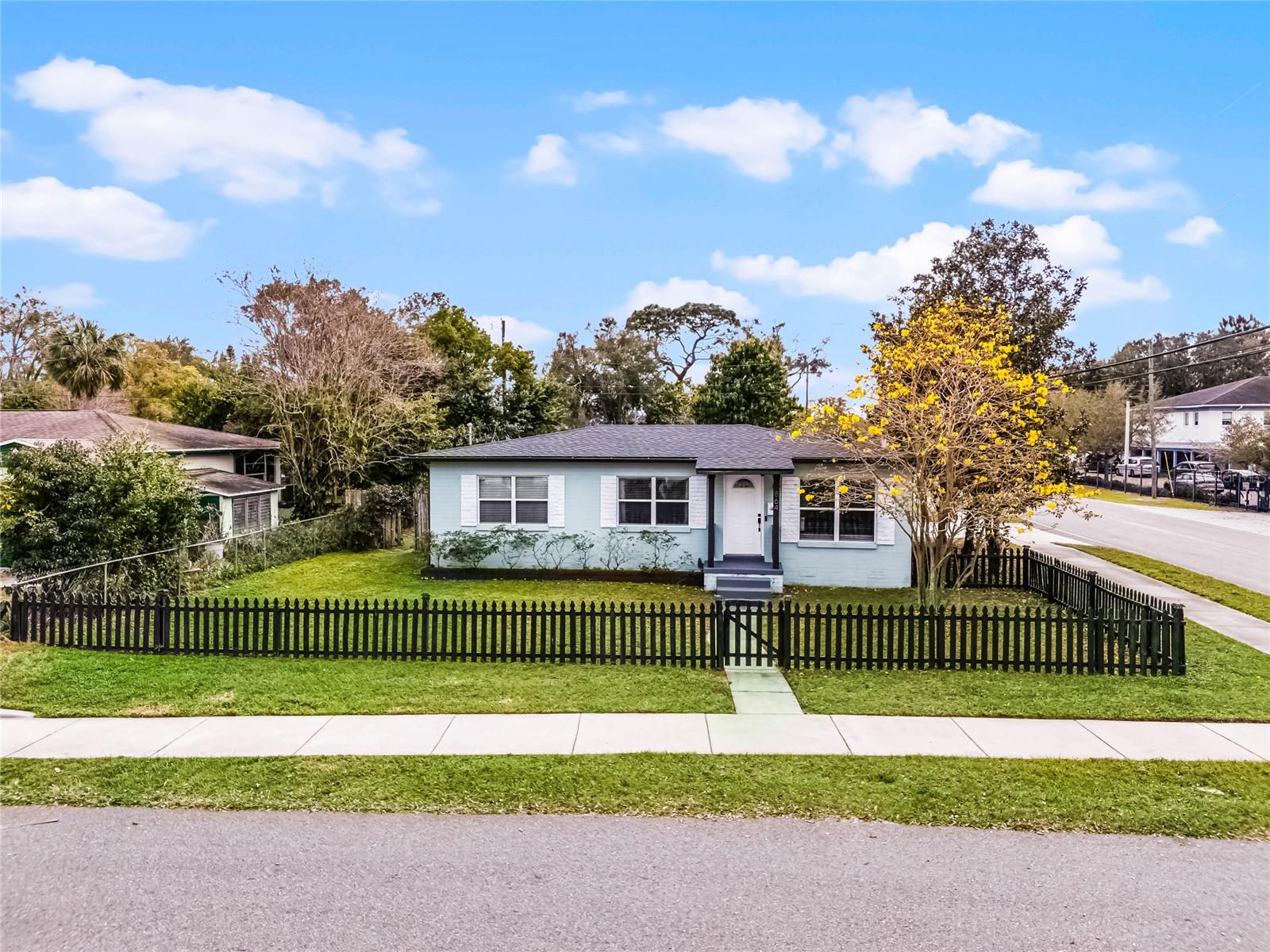 864 NAPLES DR, ORLANDO, FL, 32804