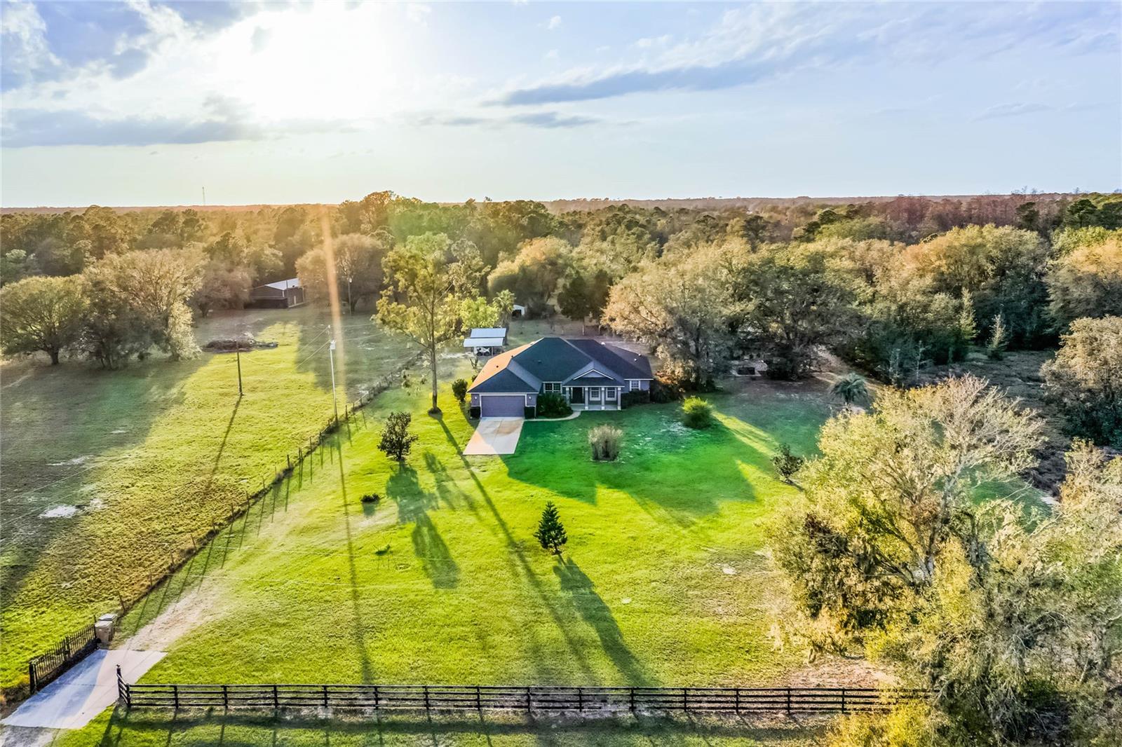 9825 SANDY PINES RD, CLERMONT, FL, 34711