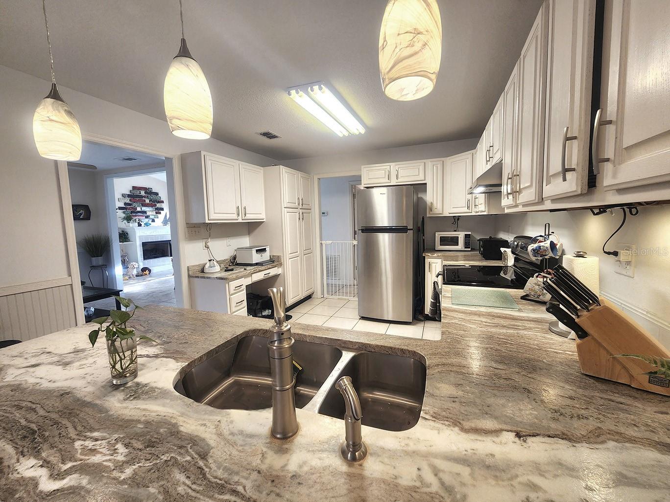 8585 NW 162ND CT, MORRISTON, FL, 32668