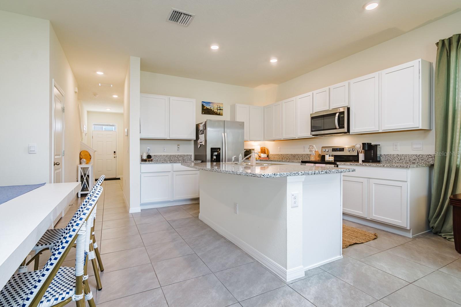 9258 ROCK HARBOUR WAY, TAMPA, FL, 33637