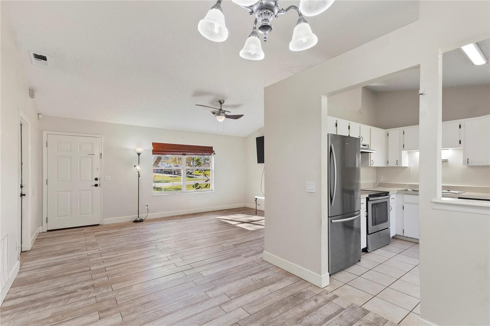 3220 WHITEHORSE CT, DELTONA, FL, 32738