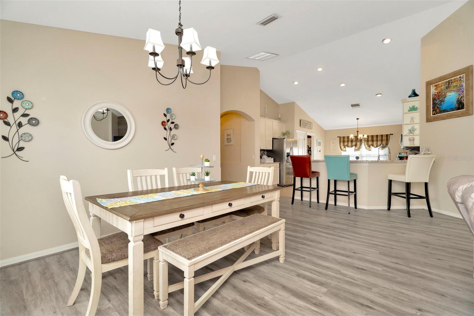 6810 GUILFORD CREST DR, APOLLO BEACH, FL, 33572