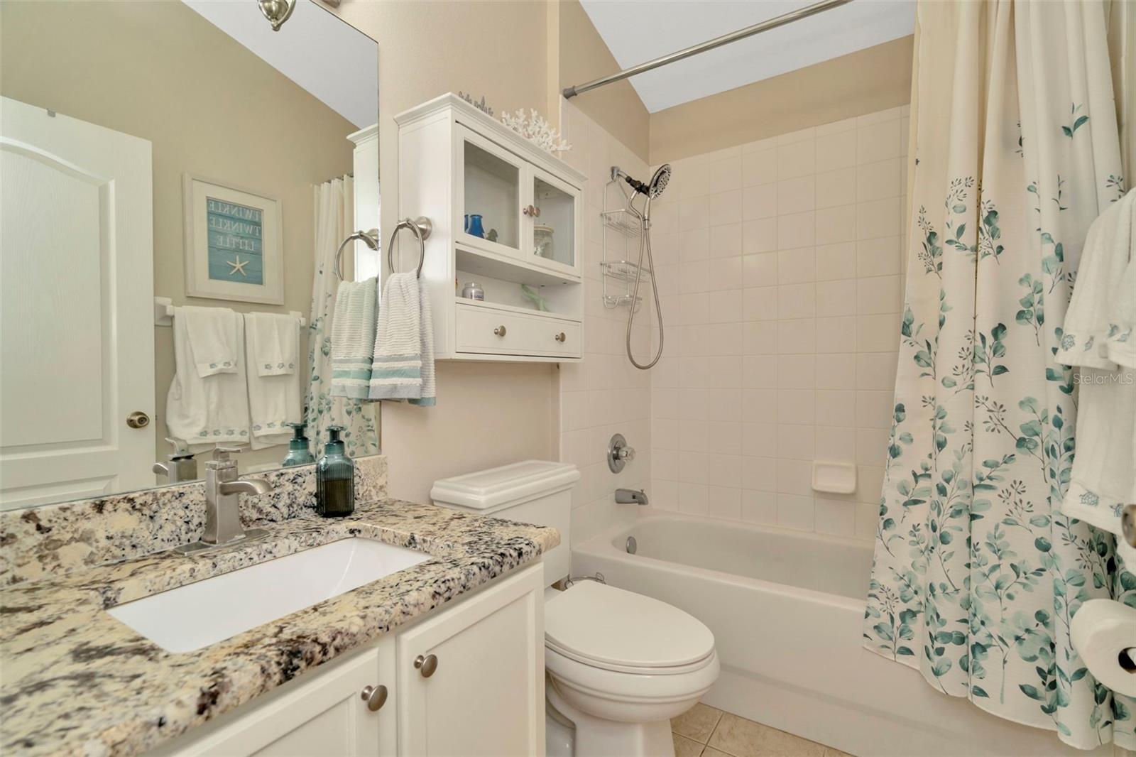 6810 GUILFORD CREST DR, APOLLO BEACH, FL, 33572