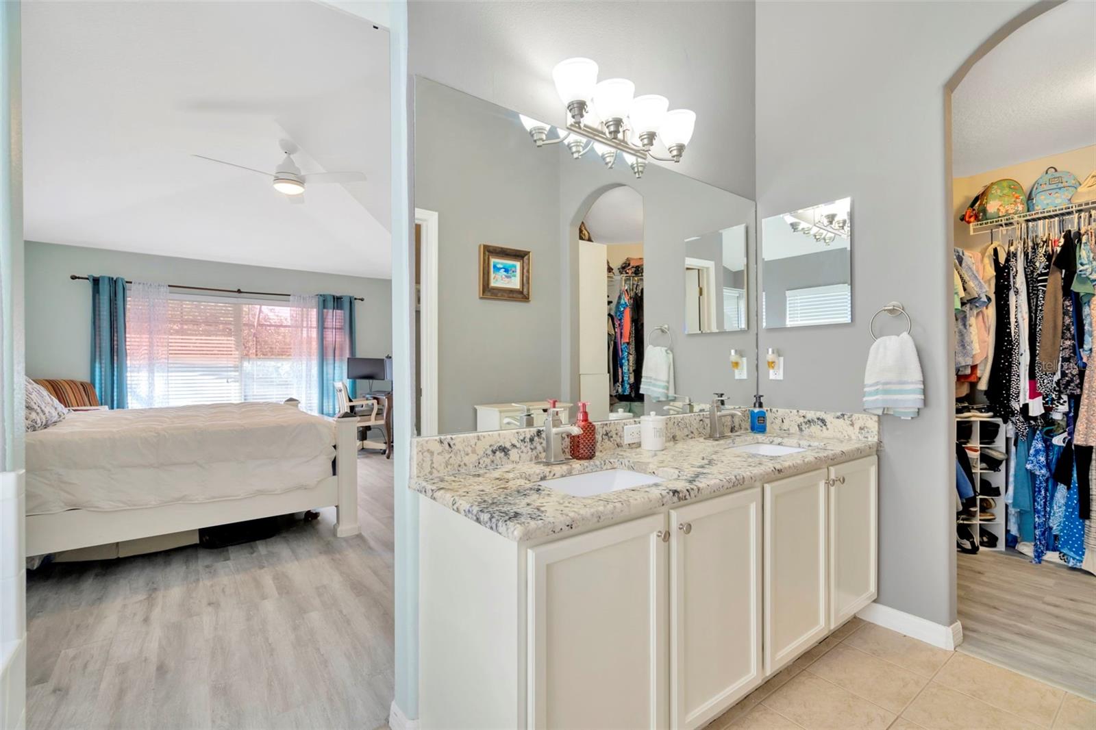 6810 GUILFORD CREST DR, APOLLO BEACH, FL, 33572