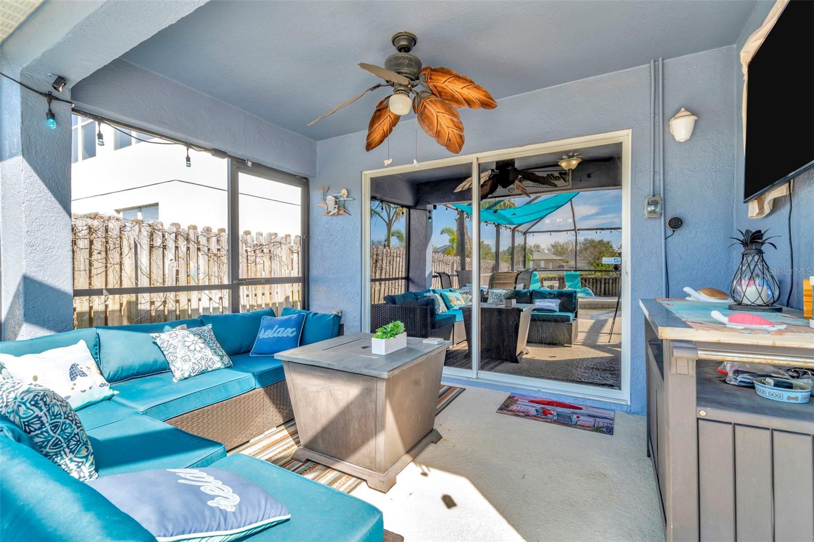 6810 GUILFORD CREST DR, APOLLO BEACH, FL, 33572