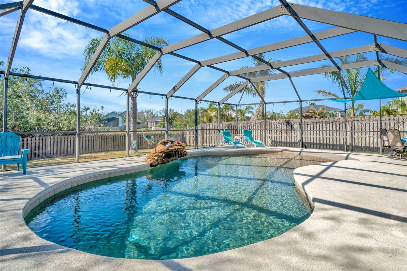 6810 GUILFORD CREST DR, APOLLO BEACH, FL, 33572
