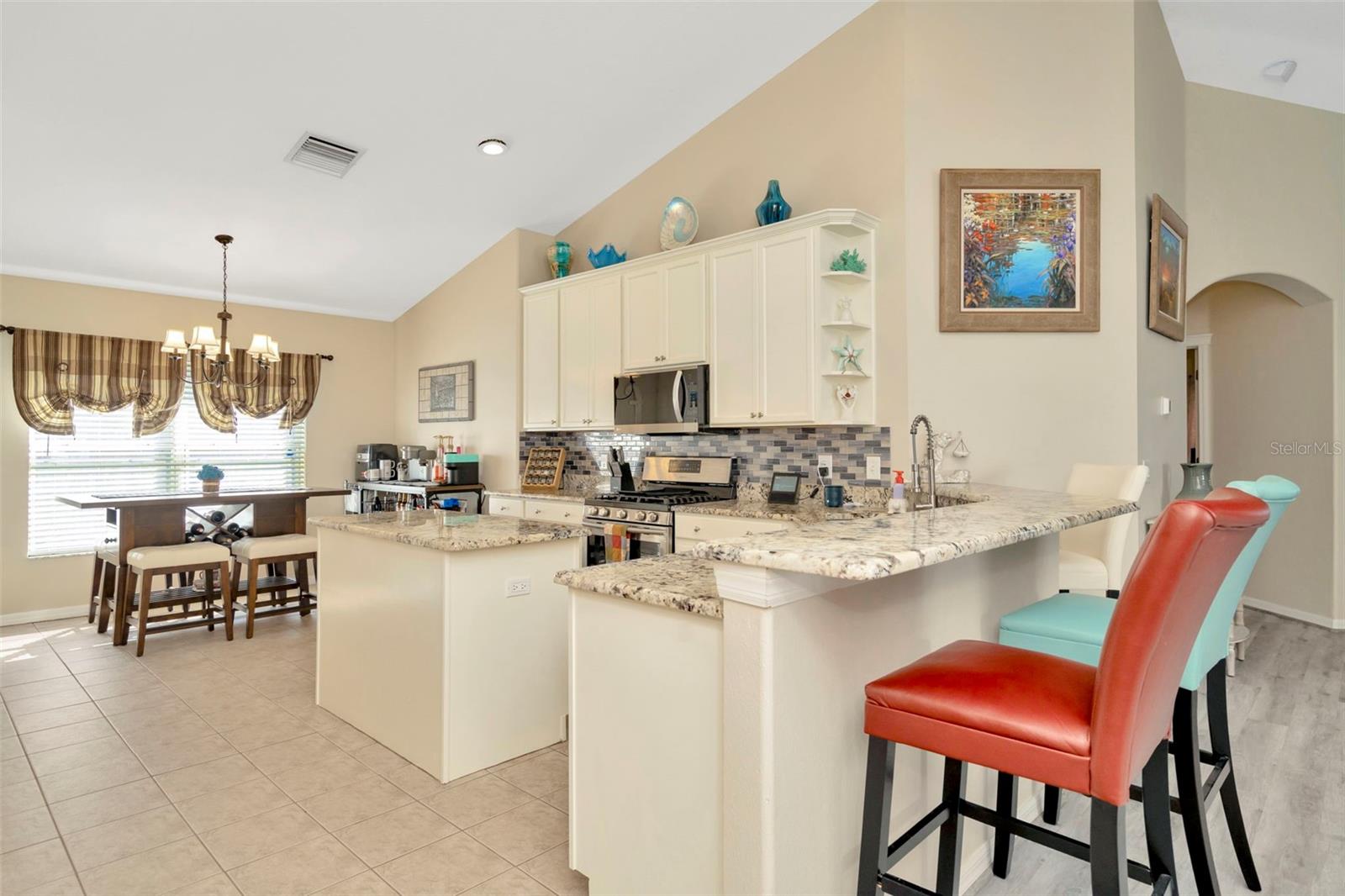 6810 GUILFORD CREST DR, APOLLO BEACH, FL, 33572