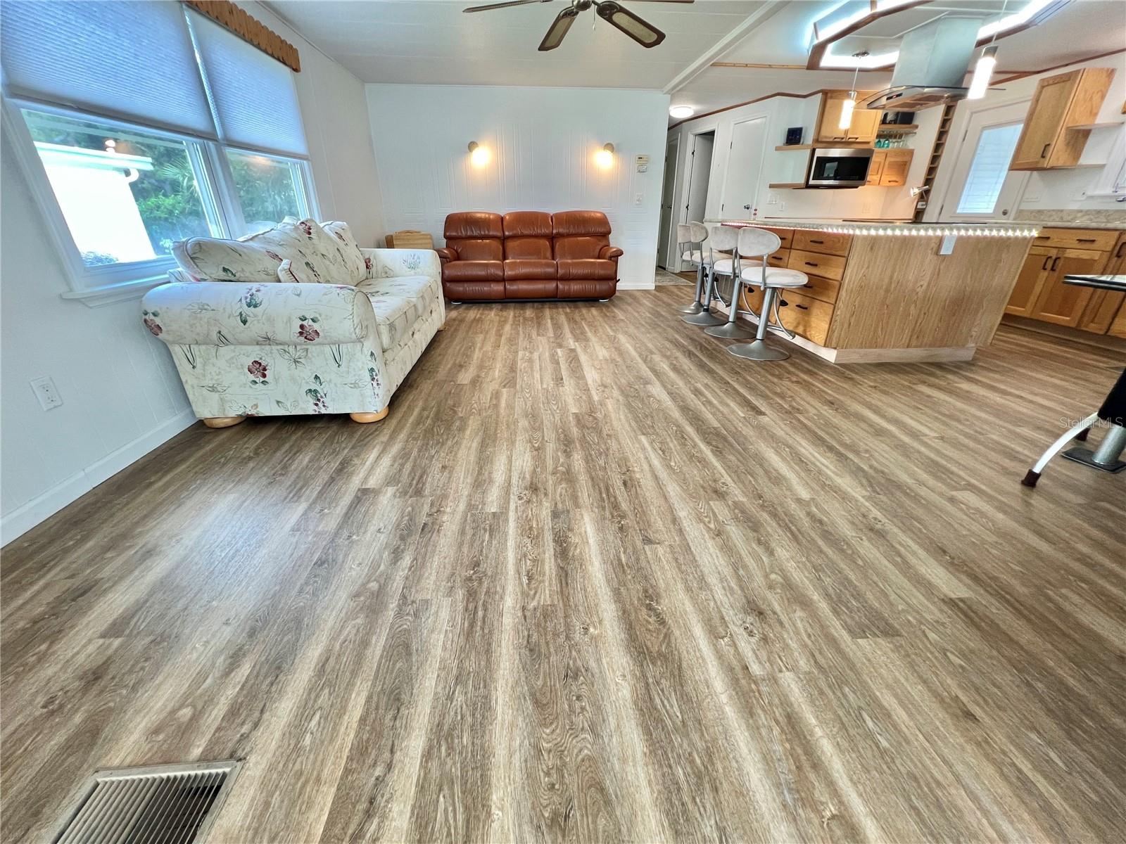 104 CHESTNUT ST, LEESBURG, FL, 34748