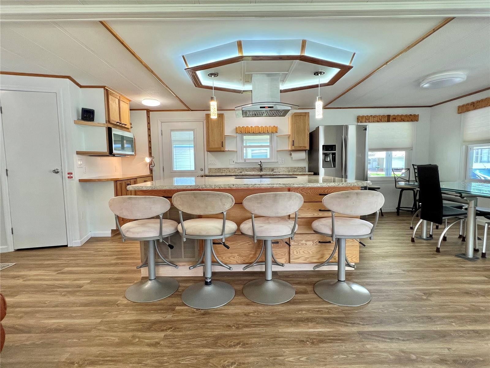 104 CHESTNUT ST, LEESBURG, FL, 34748