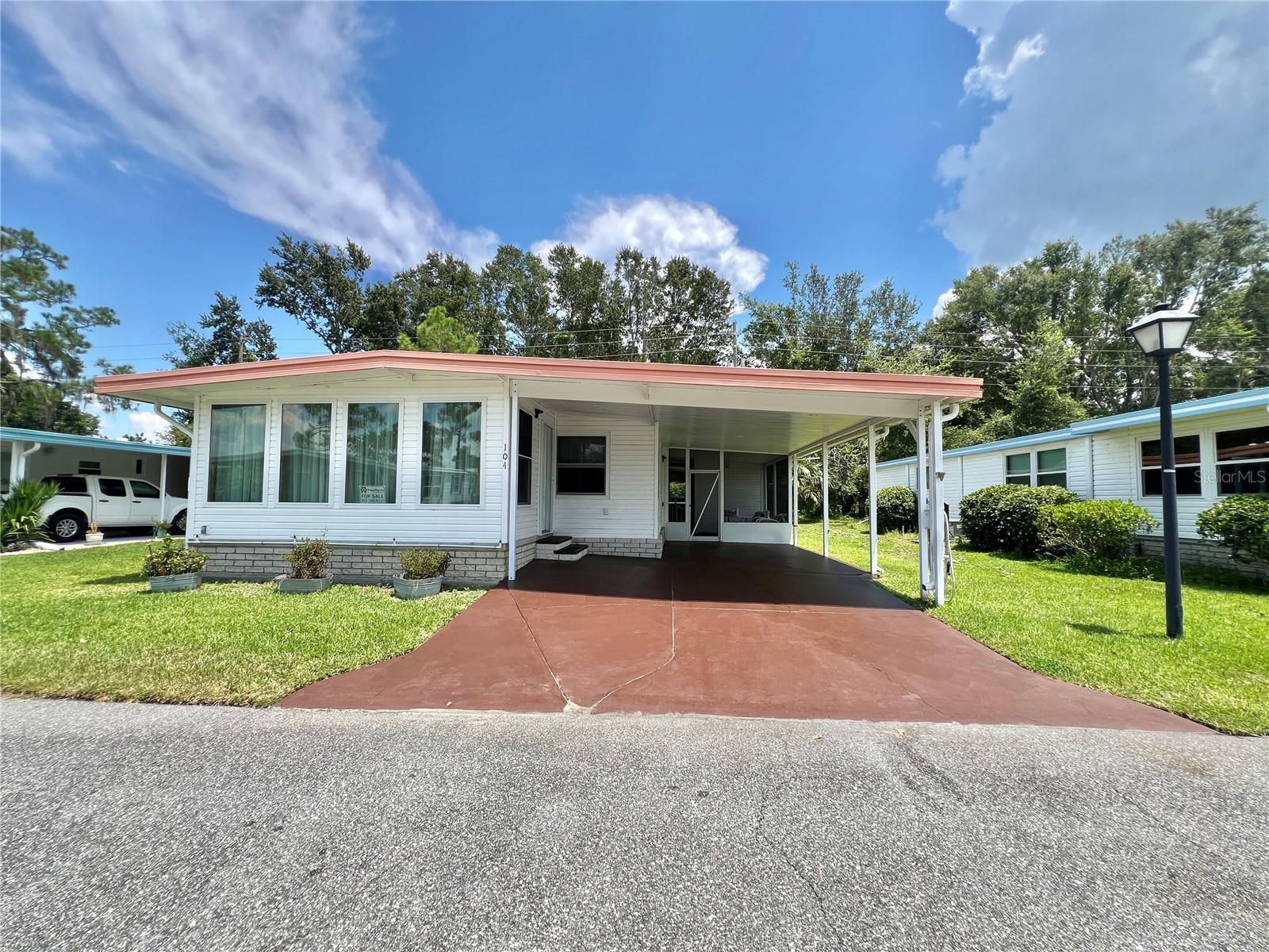 104 CHESTNUT ST, LEESBURG, FL, 34748