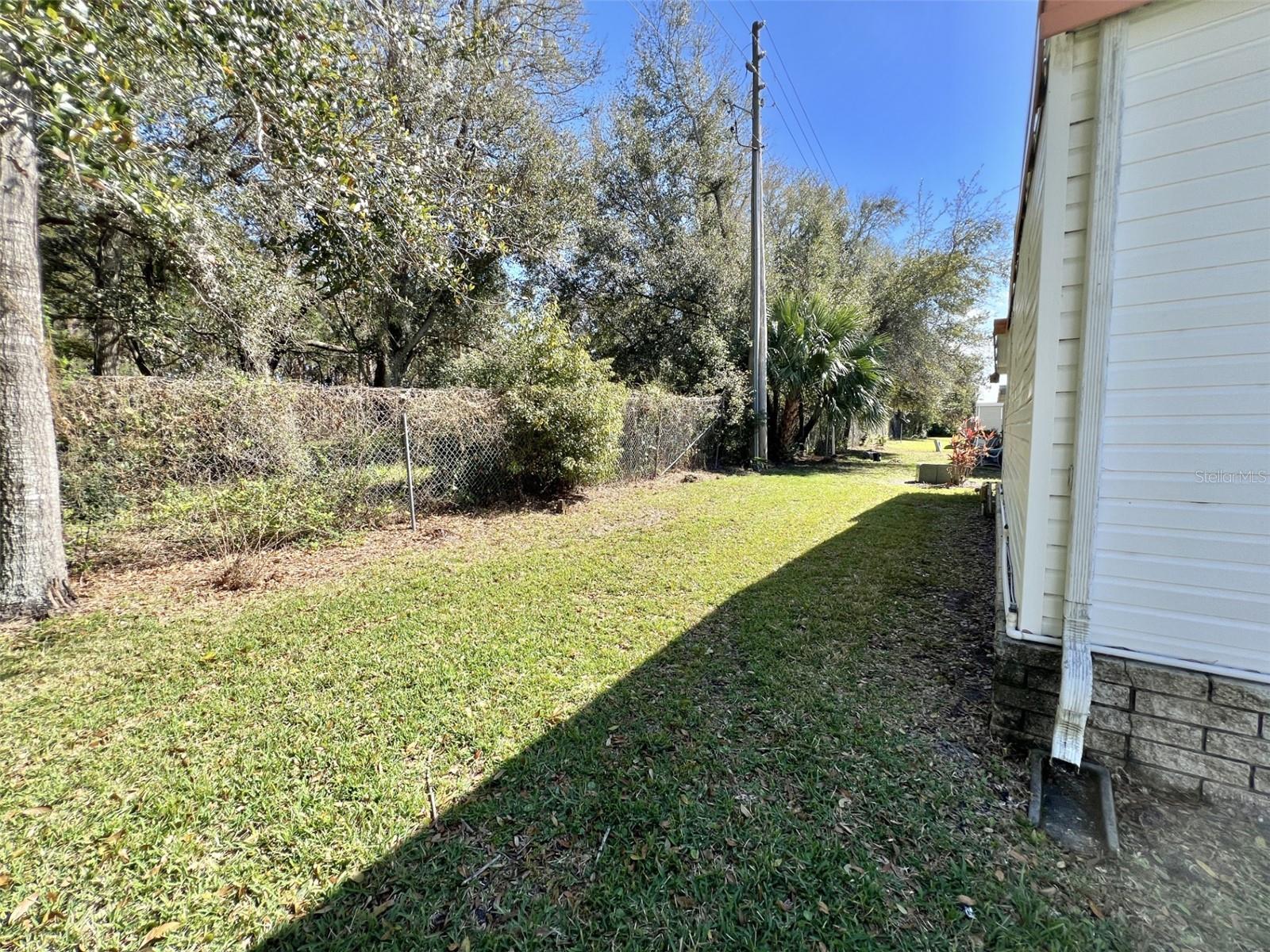 104 CHESTNUT ST, LEESBURG, FL, 34748