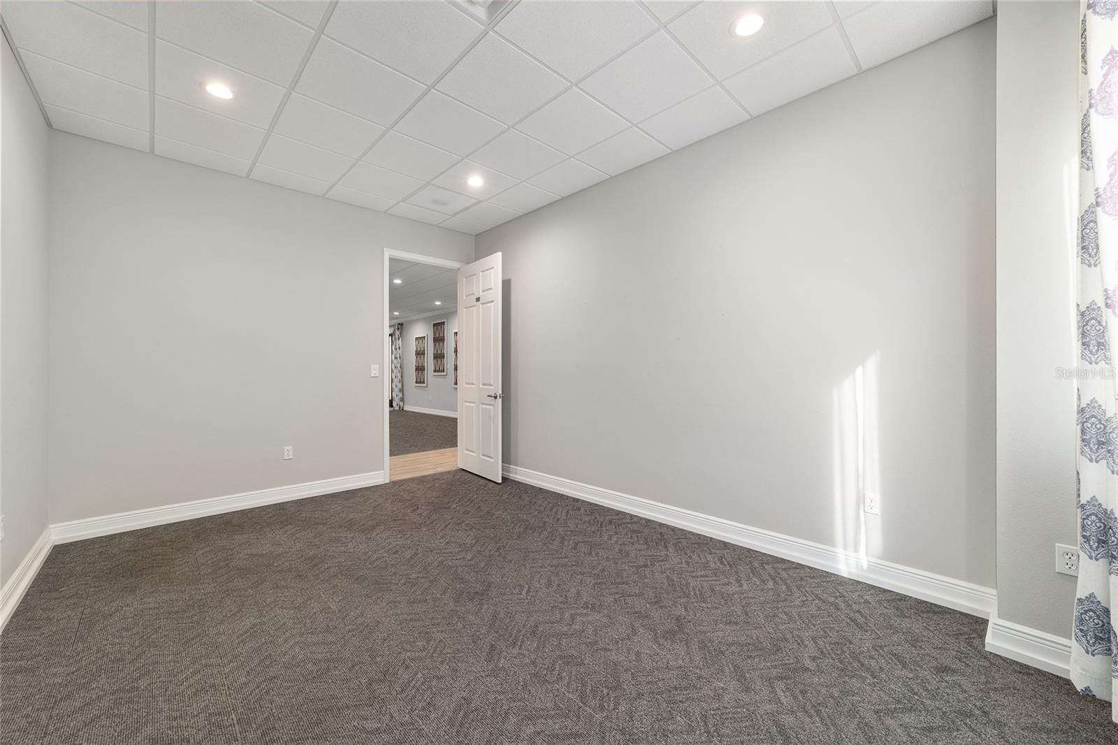 809 COUNTY ROAD 466 #C301, LADY LAKE, FL, 32159