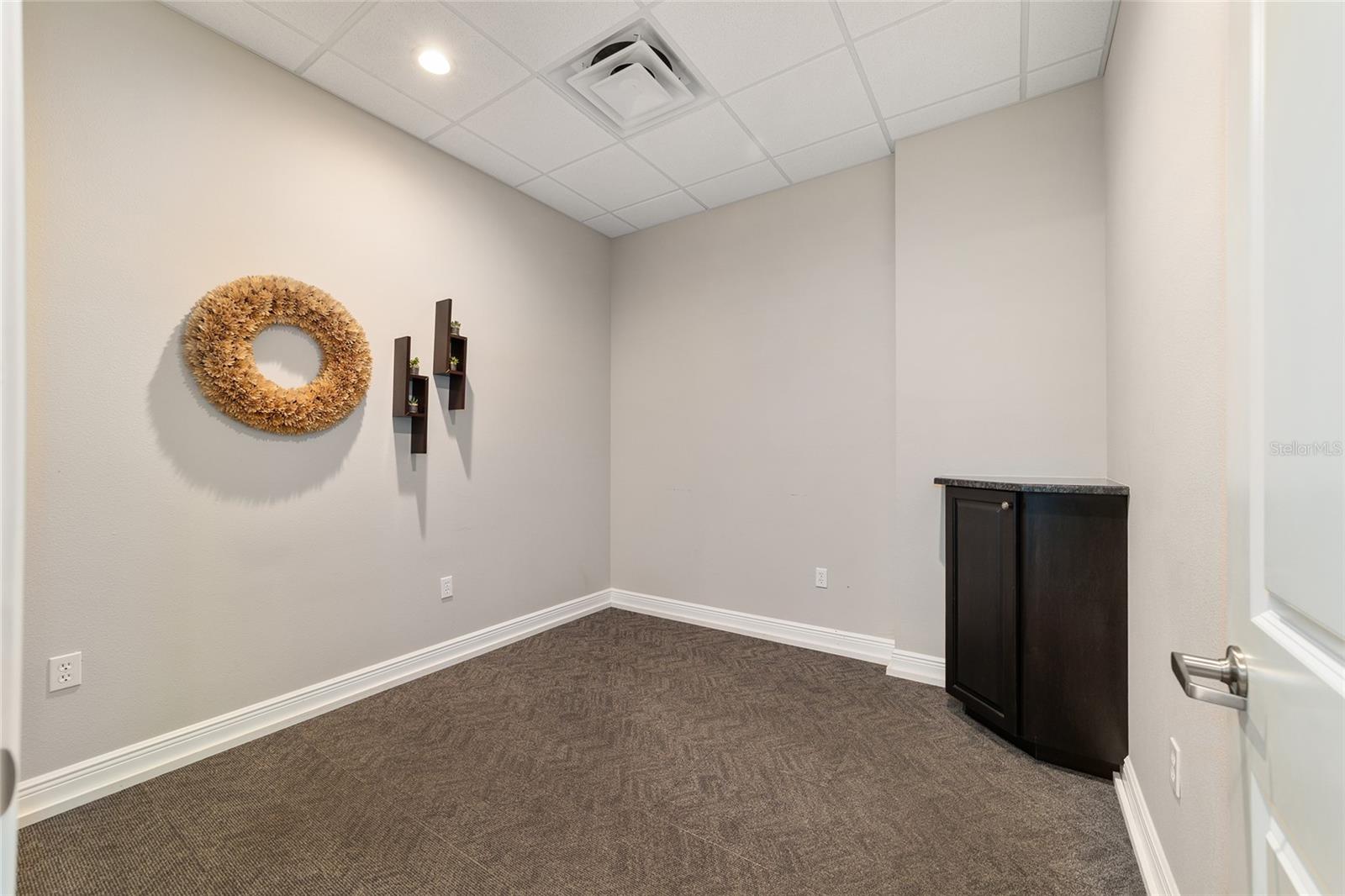 809 COUNTY ROAD 466 #C301, LADY LAKE, FL, 32159