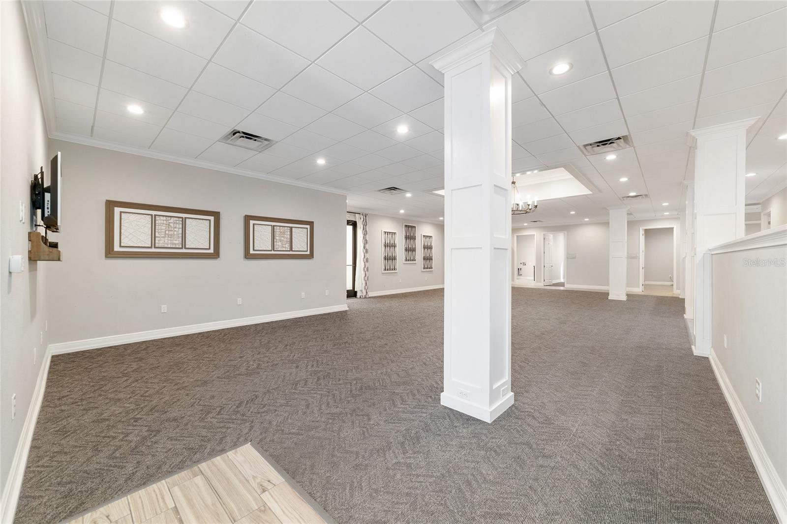 809 COUNTY ROAD 466 #C301, LADY LAKE, FL, 32159