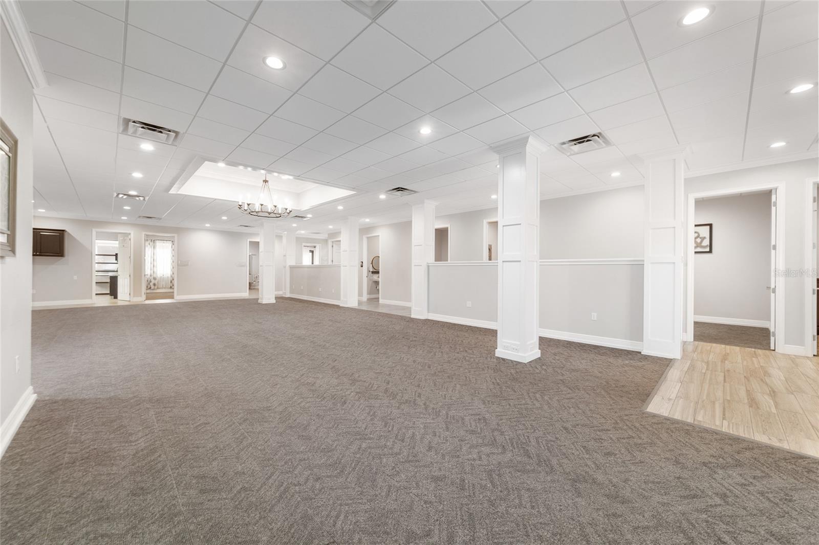 809 COUNTY ROAD 466 #C301, LADY LAKE, FL, 32159