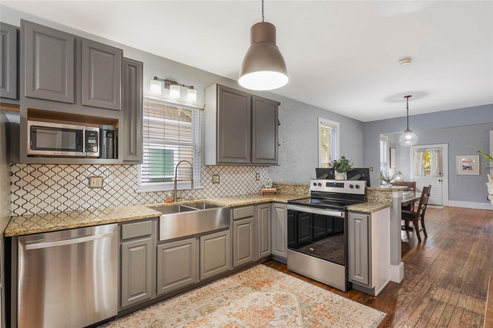 218 S ELM AVE, SANFORD, FL, 32771