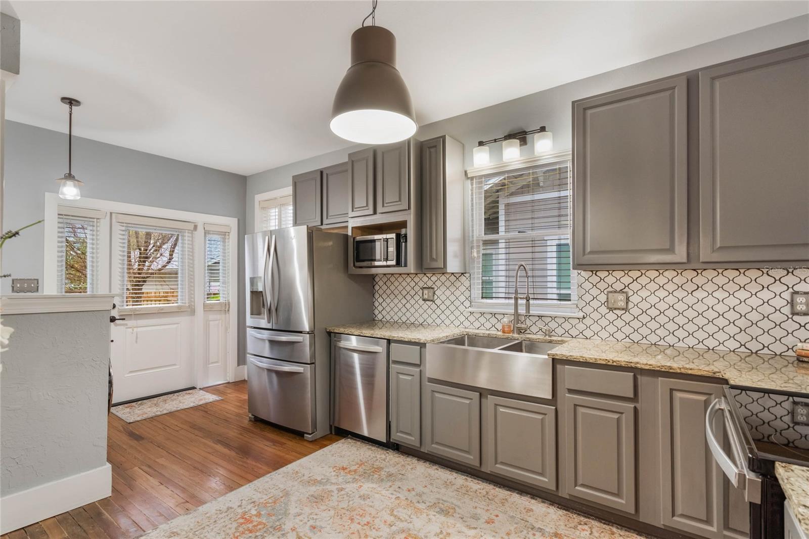 218 S ELM AVE, SANFORD, FL, 32771