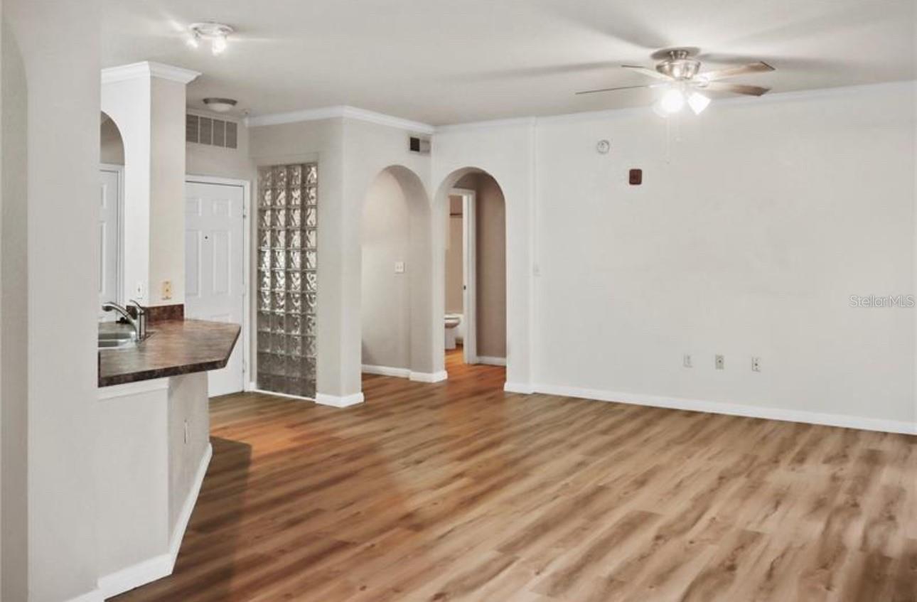 911 N ORANGE AVE #321, ORLANDO, FL, 32801