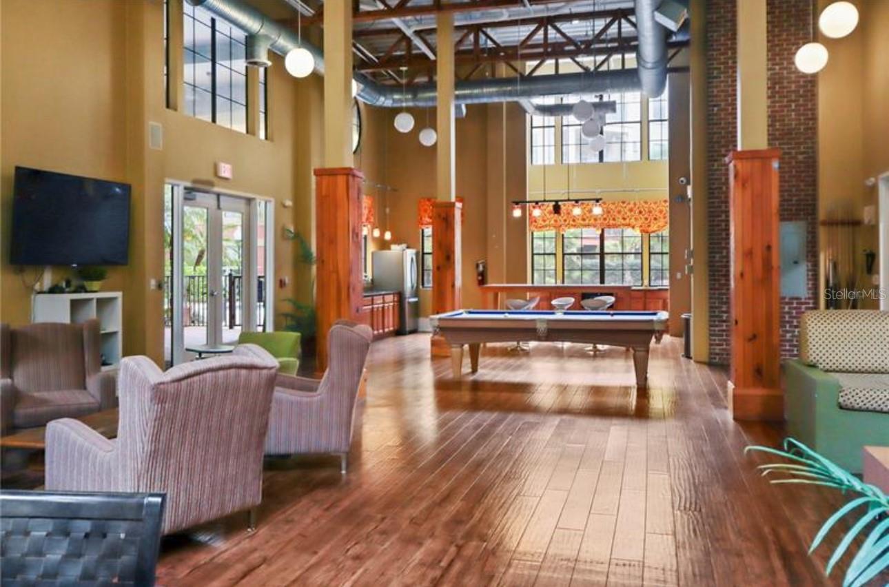 911 N ORANGE AVE #321, ORLANDO, FL, 32801