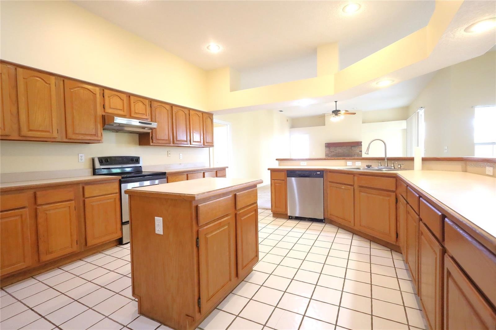 12579 NICOLETTE CT, CLERMONT, FL, 34711