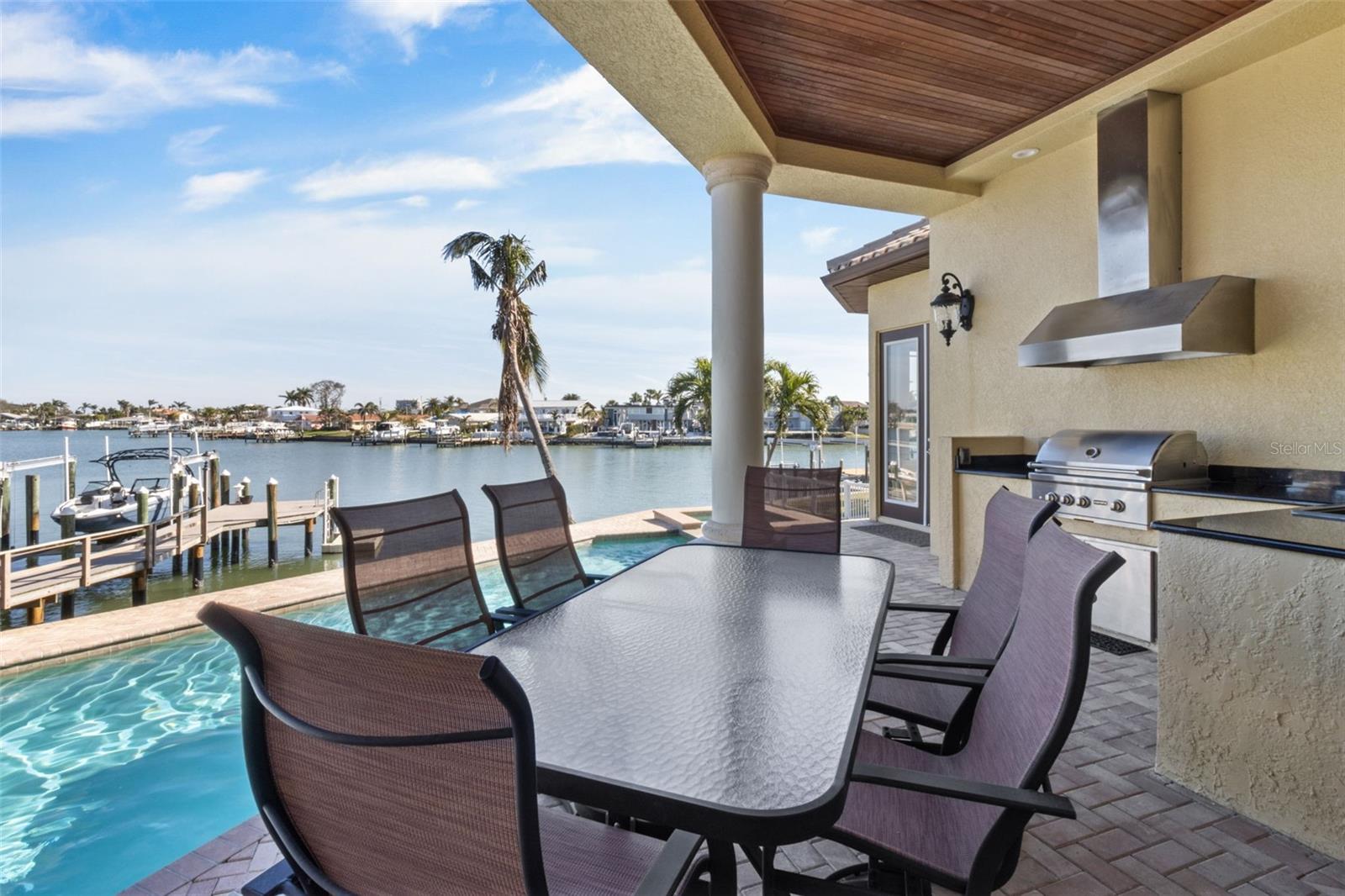 7986 9TH AVE S, ST PETERSBURG, FL, 33707